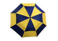 L'un ombrello antivento degli uomini di comando a mano, doppio ombrello di golf del baldacchino fornitore